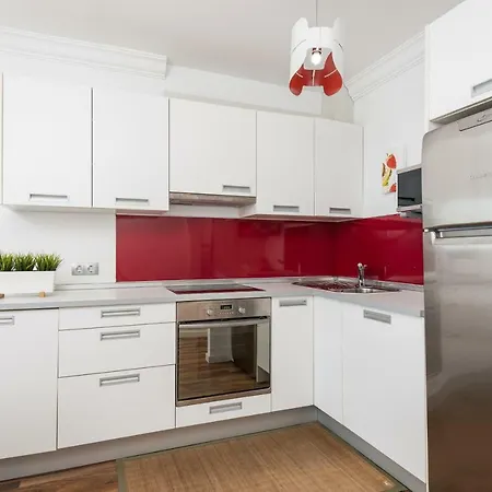 Apartman 53 Négyzetméteres, 2 Hálószobás 2 Fürdőszobával Alcudia Területén *
